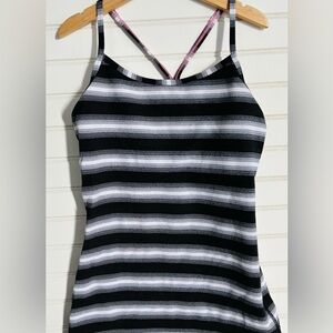 IVIVVA by LULULEMON girls size 14 Tumbling tank